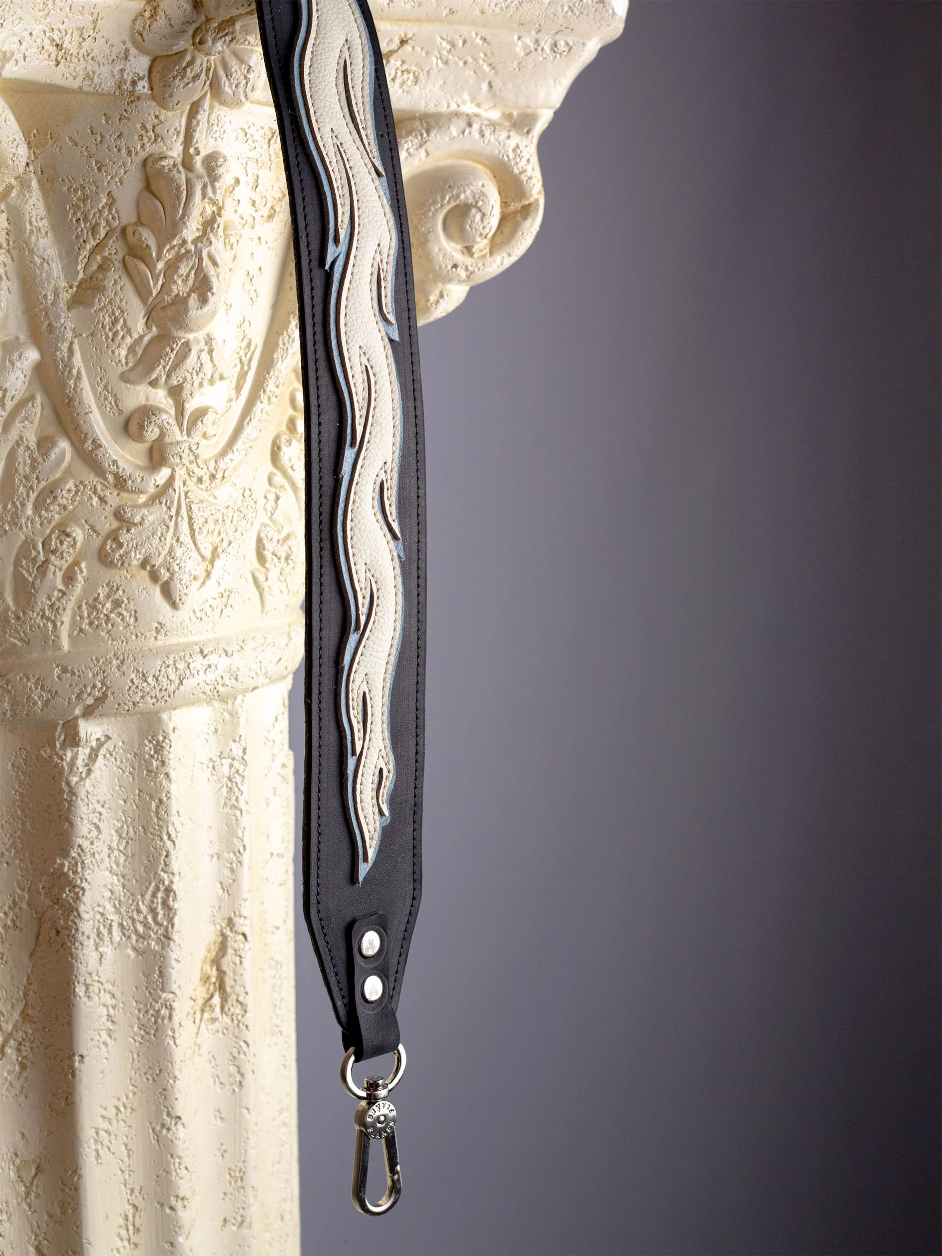 straps